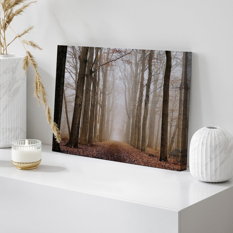 Une route à travers les arbres de la forêt d'automne brun brumeux, Toile tendue, H 24 po x l 36 po