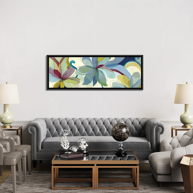 «Silk Flowers I» par Aimee Wilson, impression sur toile tendue, H 12 po x l 36 po x P 1,5 po, Toile avec cadre noir