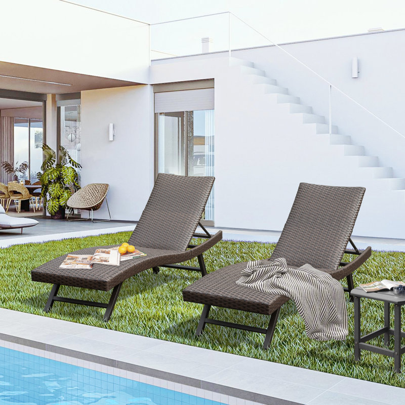 2-Piece Aluminum Wicker Outdoor Chaise Lounge