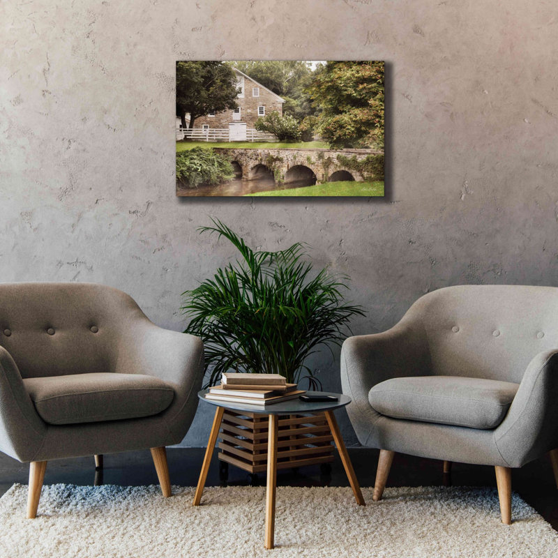 «Old Stone Barn and Bridge» par Lori Deiter, art mural sur toile, H 26 po x l 40 po x P 1,5 po