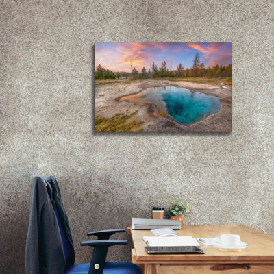 «Thermal Sunset - Yellowstone National Park» par Darren White, estampe numérique sur toile