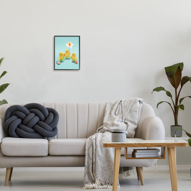 Oeufs de Pâques printaniers à motif floral par Lemon & Sugar, H 14 po x l 11 po x P 1,5 po, Giclée encadrée noir minuit