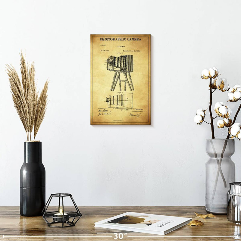 Appareil photographique Ladarrin, H 12 po x l 8 po