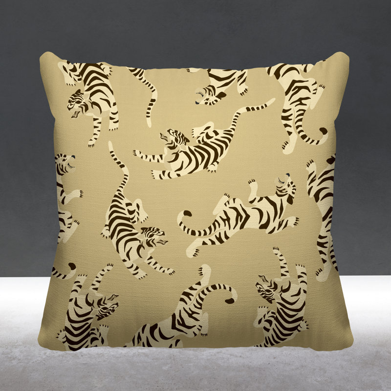 Coussin décoratif intérieur / extérieur Tigger Boho Tiger, L 19 po x H 19 po, Champagne