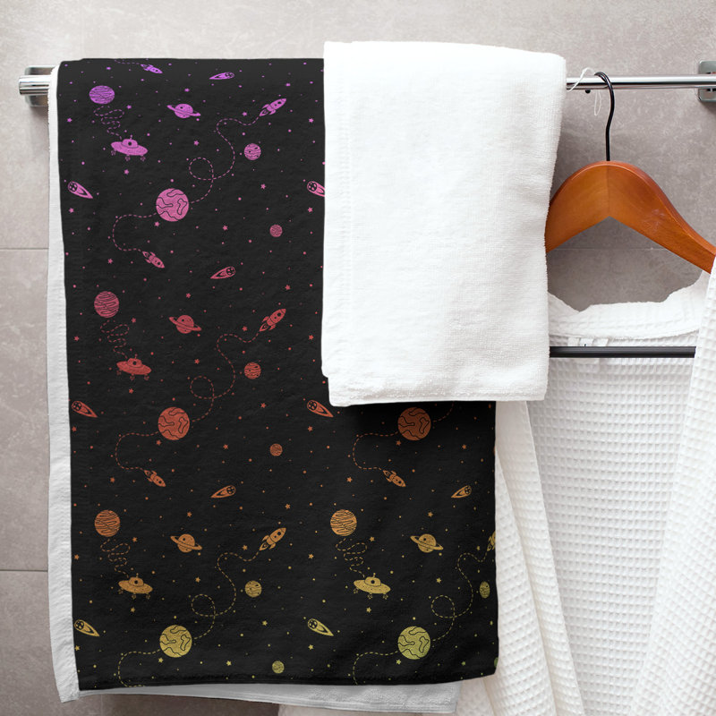 Serviette de bain à espace extérieur, Noir / Rouge / Blanc
