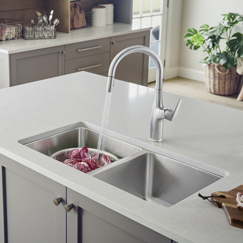Formera 33" 50/50 Double Bowl Undermount Stainless Steel Kitchen Sink