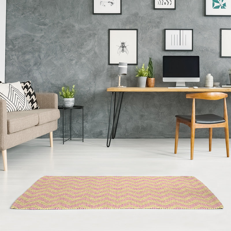 Tapis orange clair / jaune à motif de chevrons dessinés à la main, Rectangle 5 pi x 7 pi