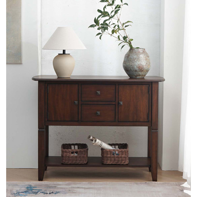 Armoire d'entrée de style campagnard avec portes doubles et rangement