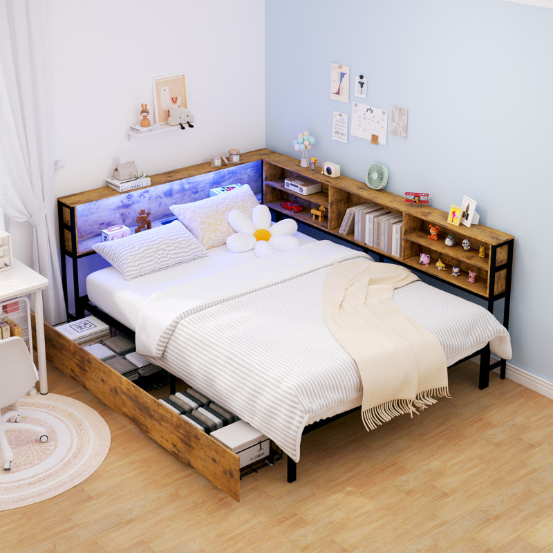 Cadre de lit en coin brun avec bibliothèque de rangement, lit de jour avec tiroirs sous le lit, lit pour enfant avec éclairage DEL et station de charge