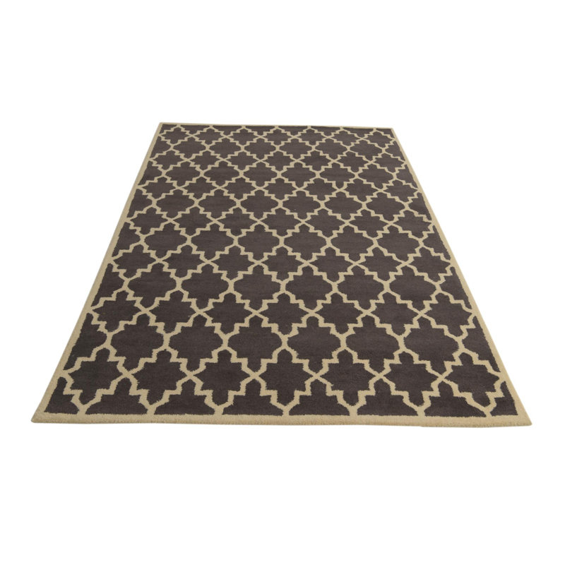 Tapis noir 5 pi 0 po x 8 pi 1 pi Pineland