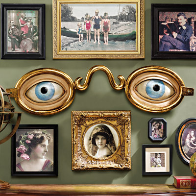 Sculpture murale folk art optometrist trade