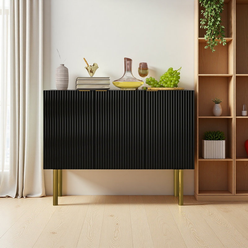 Buffet moderne à panneaux simples et luxueux avec pieds et poignées en métal doré