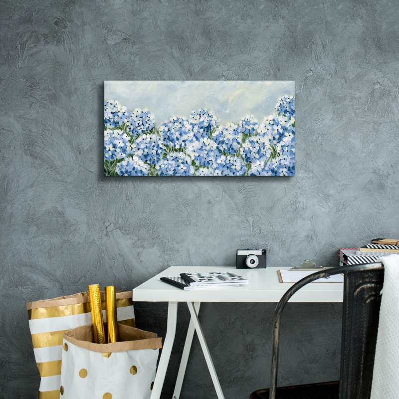 «Epang Graffiti», Hydrangea Meadow 1 »par Yvette St. Amant, art mural sur toile, H 12 po x l 24 po x P 0,75 po