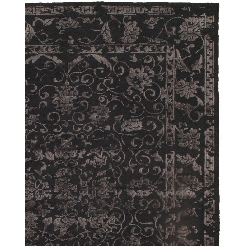Wool Oriental Area Rug in Black