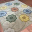 Tapis beige / vert / bleu / jaune touffeté à la main-15344333