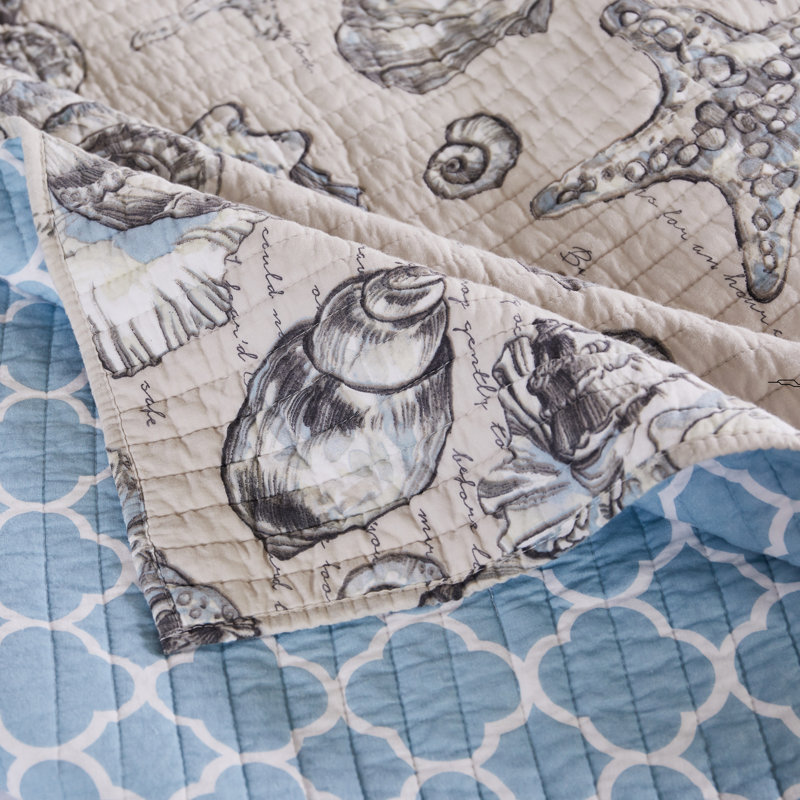 Full White Microfiber Reversible Nautical Quilt Set