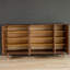 Armoire simple en bois massif rétro