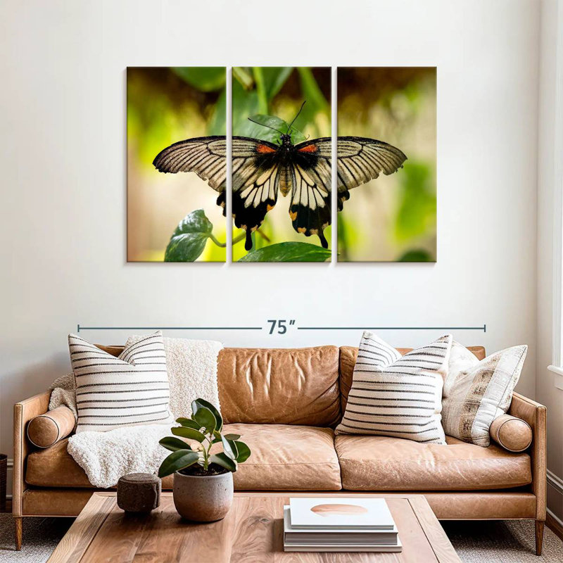 Brampt Monarch Butterfly, 36" H x 57" W