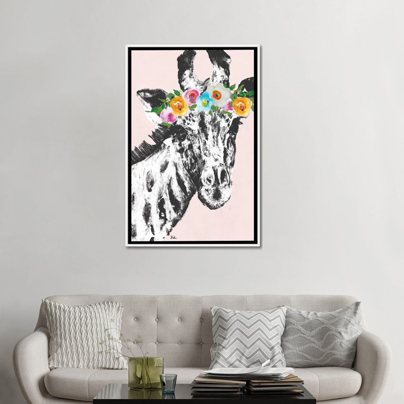Reproduction d’art, "Flower Crown Giraffe" par Patricia Pinto, Toile blanche encadrée, Pas de tapis