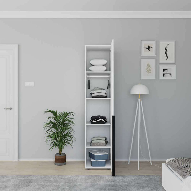 Garde-robe, White
