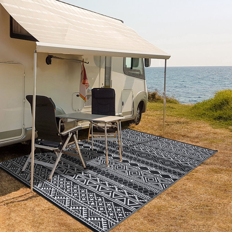 Tapis d'extérieur Boho en plastique avec paille Boho, Noir / blanc, Tapis de couloir de 9 pi x 18 pi