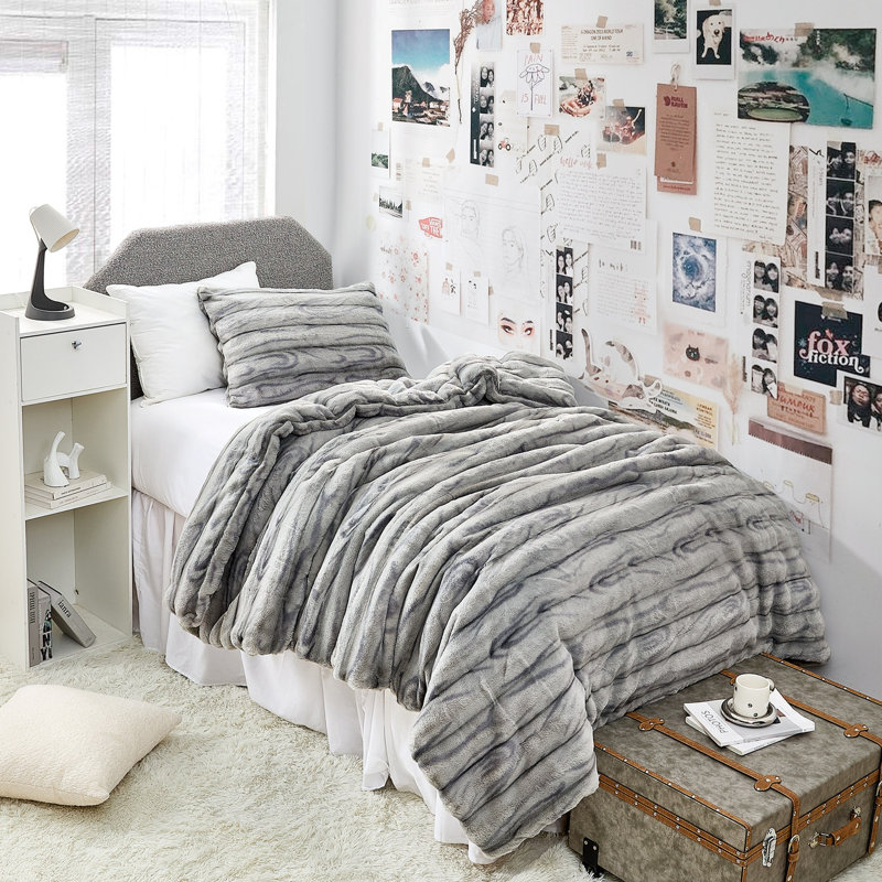 Coma Inducer Jelly Rolls Chunky Bunny Oversized Comforter Set, Twin Extra Long Comforter + 1 Standard Sham, Gray