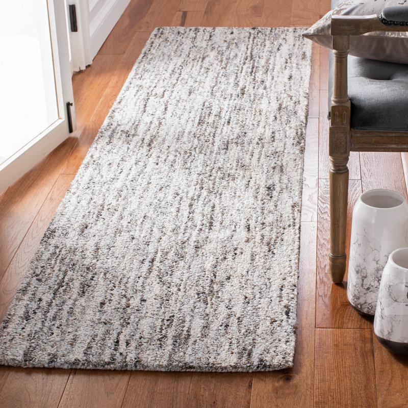 Iain Hand Tufted Performance Rug, Runner 2'3" x 8'
