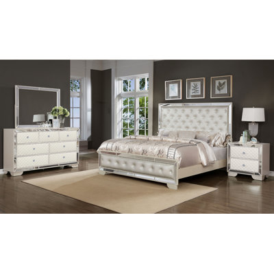 Ensemble de chambre à coucher à panneau 4 pièces Beaman
