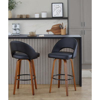 Tabouret de bar à hauteur fixe en bois de noyer et similicuir noir avec repose-pieds rond en métal noir - ensemble de 2