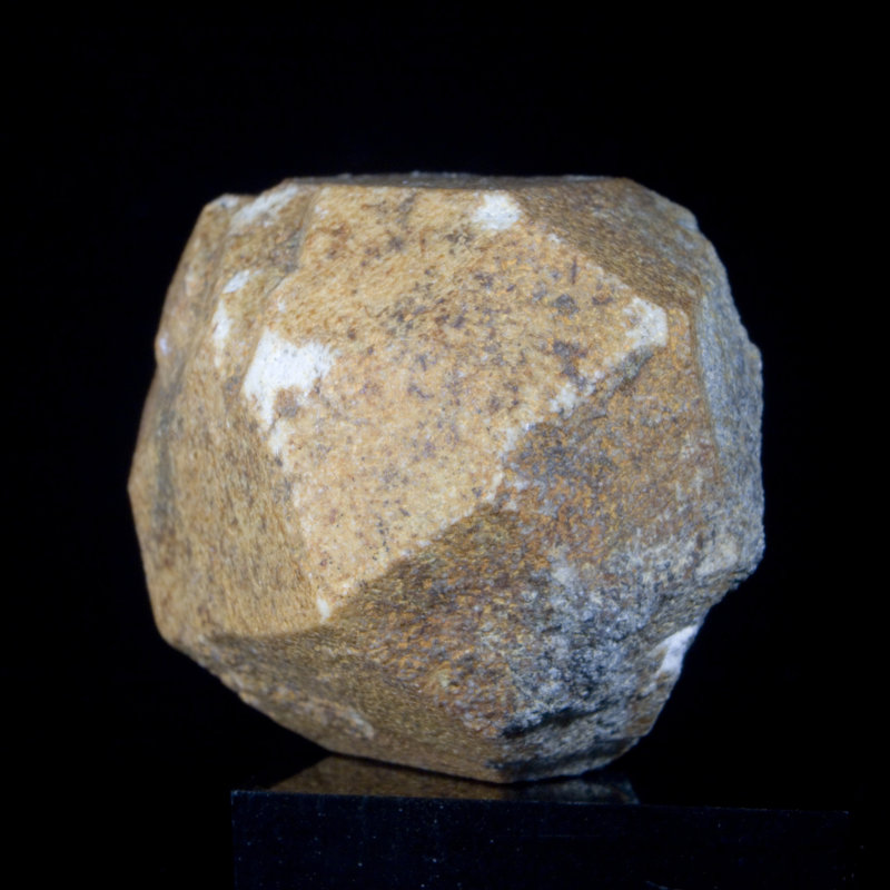 Pseudoleucite. Loucua, Czech Republic