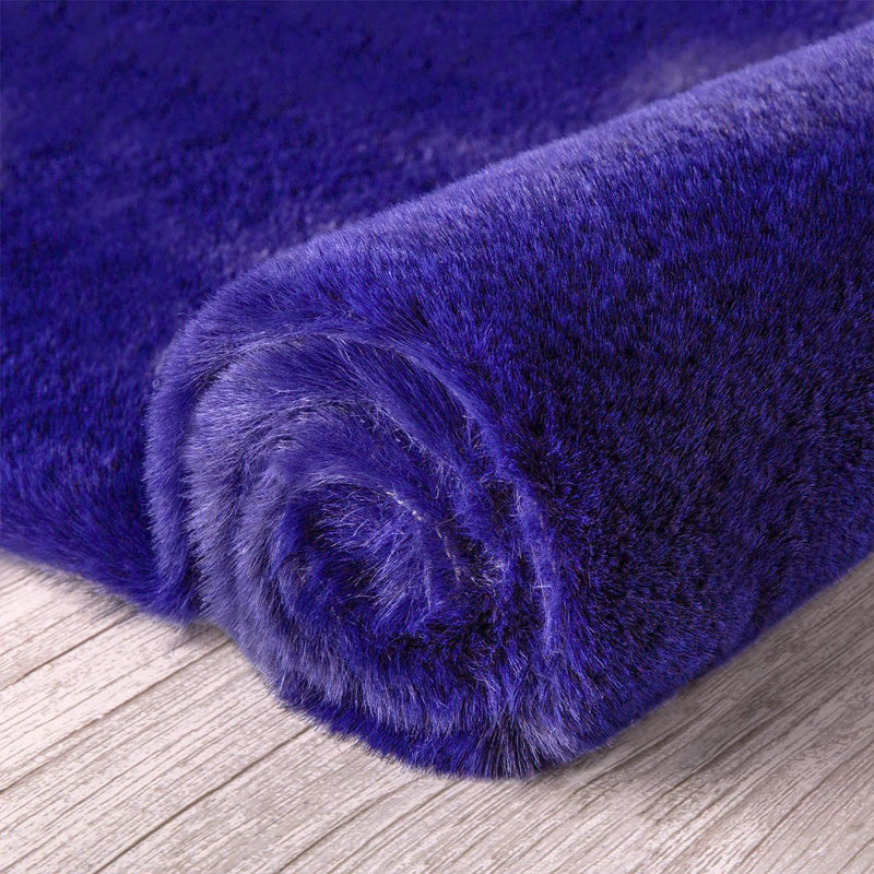 Hanora Faux Fur Washable Indoor Rug, Novelty 3' x 5'