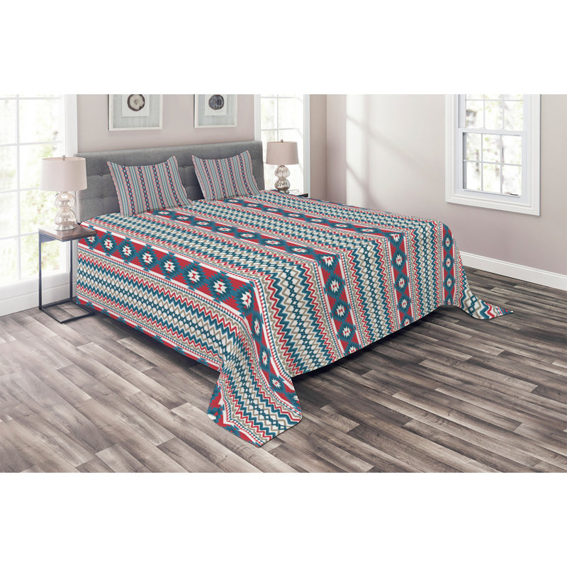 Ethnic Eclectic Polyester Chevron / Zig Zag Coverlet, King Bedspread + 2 Shams