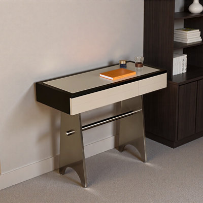 Exquisite Three-drawer Desk And Dressing Table