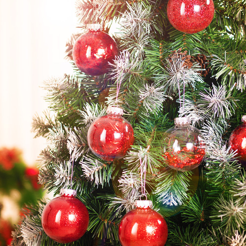 Bauble, 6cm H x 6cm W x 6cm D., Red