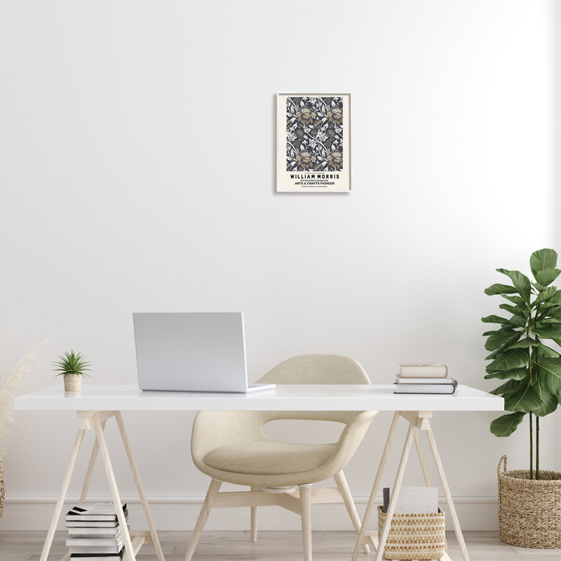 Motif neutre de fleurs botaniques brunes détaillées, L 11 po x H 11 po, Giclée encadrée blanc bord de mer
