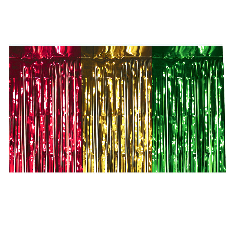 Pkgd 1-Ply Metallic Table Skirting