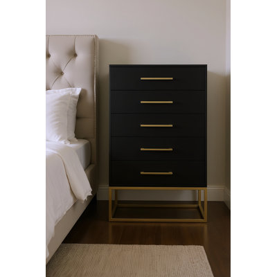 Commode 5 tiroirs Yogyakarta