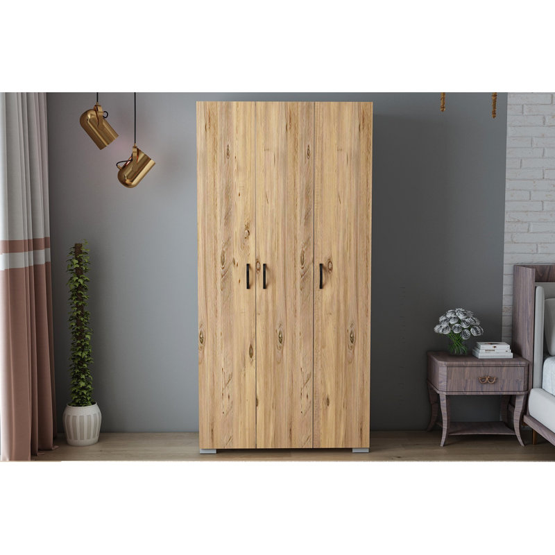 Armoire Ayreanna, Bois de pin de l'Atlantique