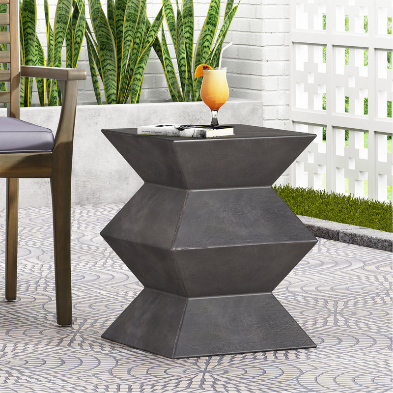 Table d'appoint d'extérieur en béton léger