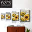 Tournesols fraîchement cueillis - reproduction encadrée de qualité supérieure - prêt à être accroché - aucun clou requis - aucun clou requis-108001571-108001570